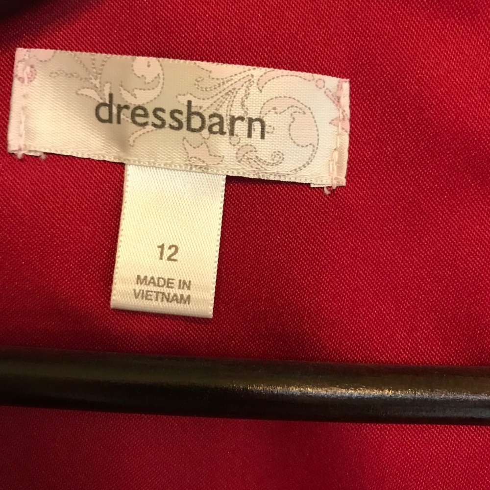 Red dress - Picture 2 of 3
